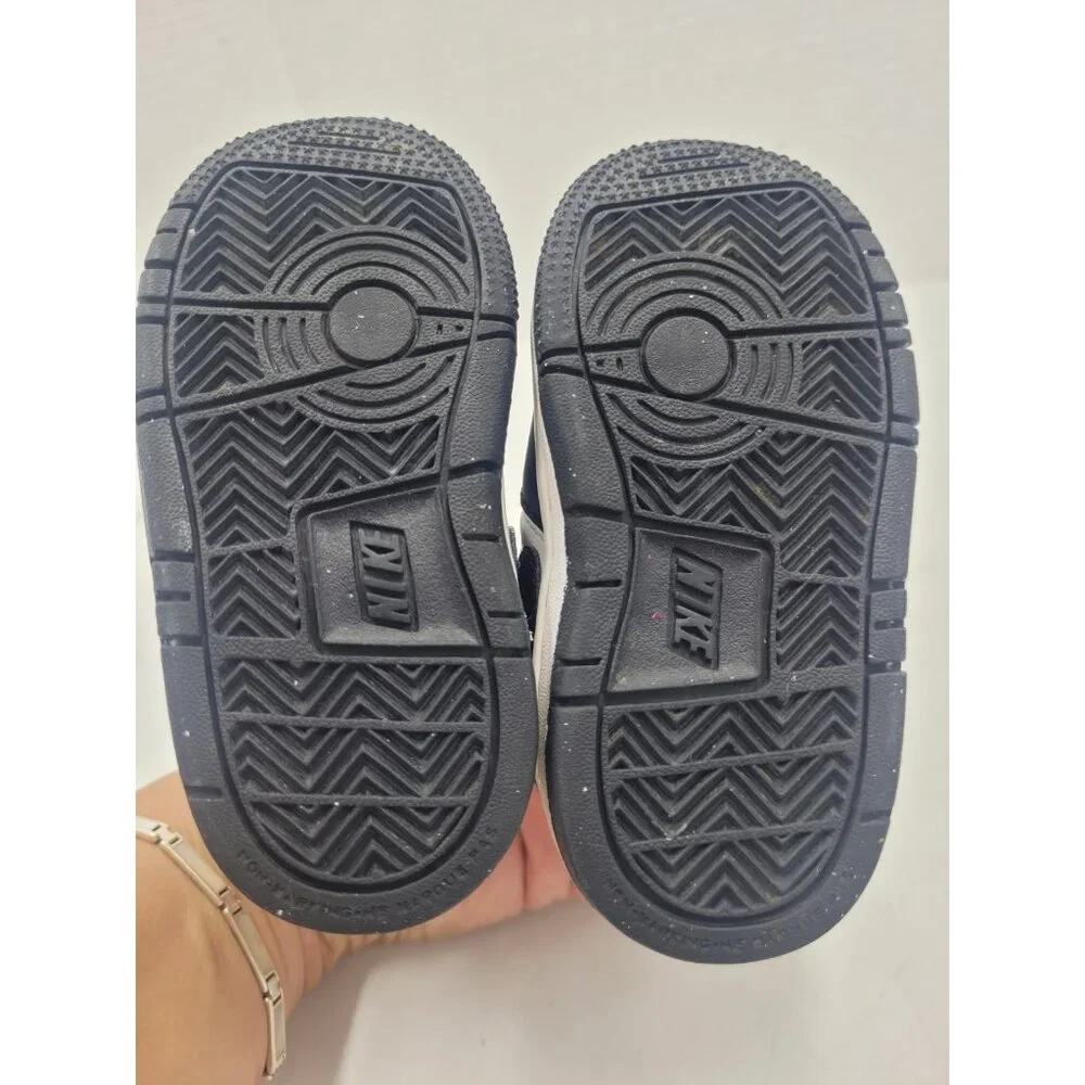 Nike Toddler Court Burough 5C Mid